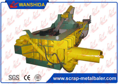 पीला क्षैतिज स्क्रैप धातु बेलर / स्वचालित नियंत्रण हाइड्रोलिक स्क्रैप संतुलन मशीन 18.5kw ~ 110kw