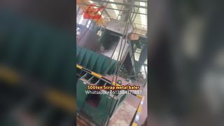 तांबे के बुरादे के लिए 500 टन उच्च प्रेस बल स्क्रैप मेटल बेलिंग प्रेस मशीन